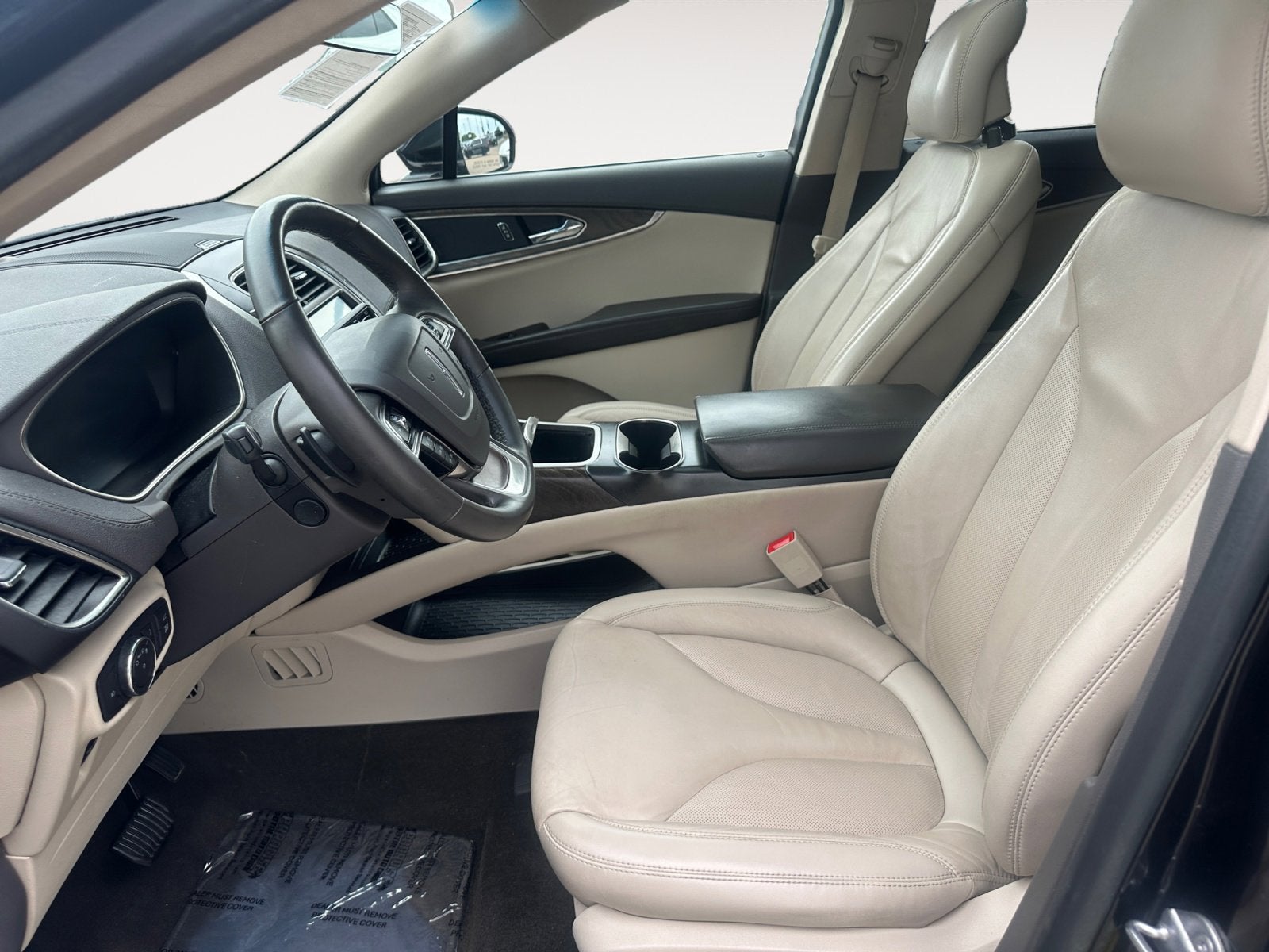 2019 Lincoln Nautilus Select