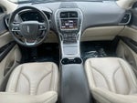 2019 Lincoln Nautilus Select