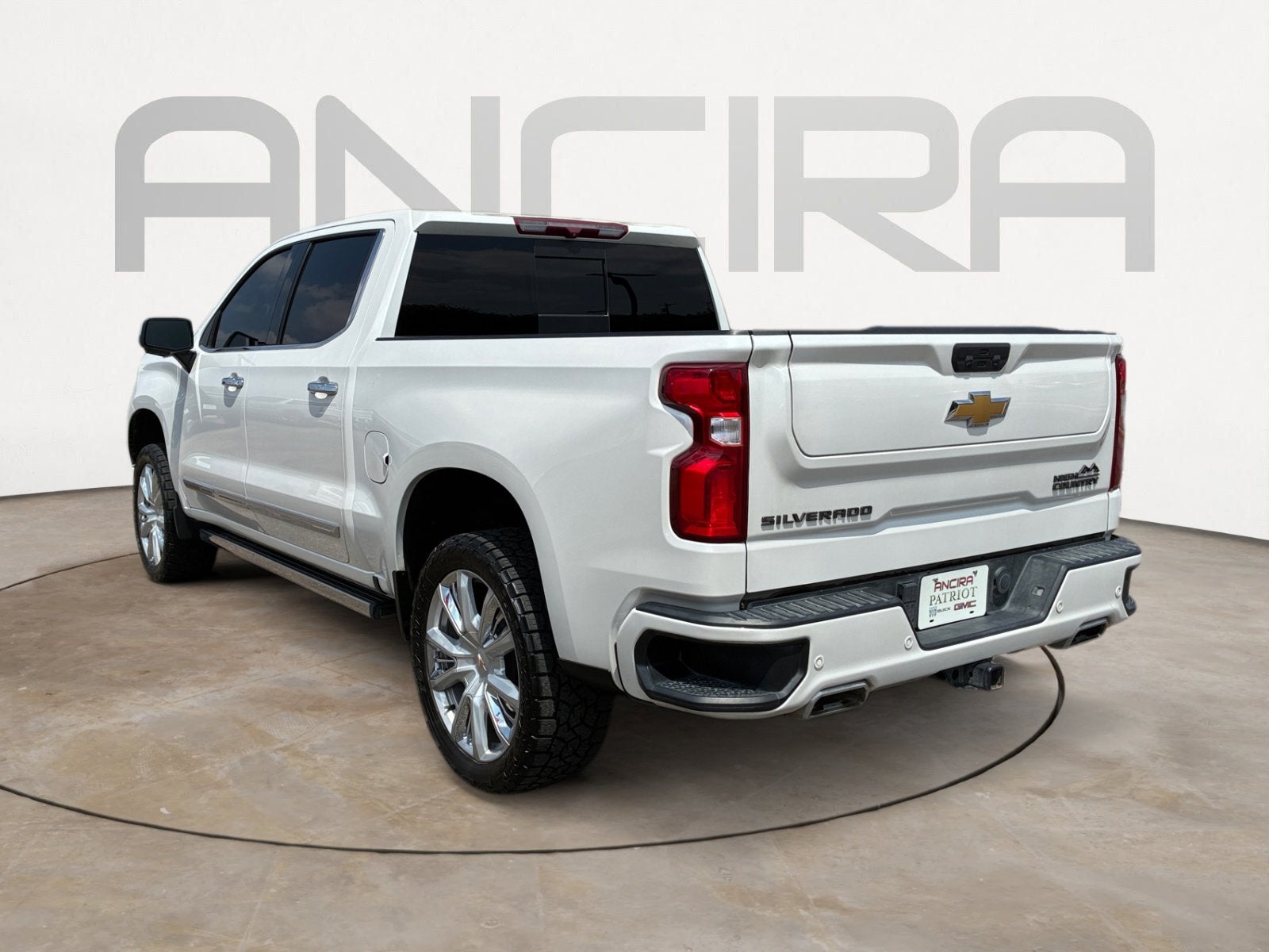 2022 Chevrolet Silverado 1500 High Country