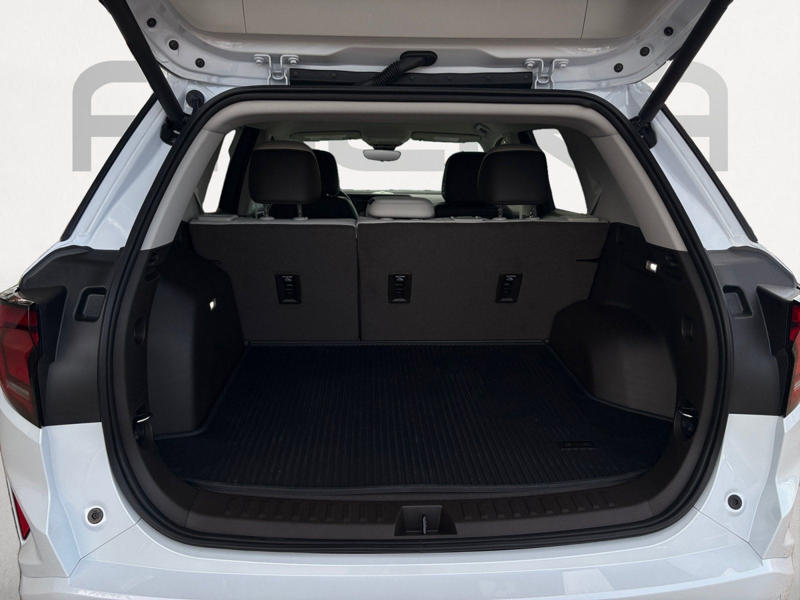 2027 GMC Terrain Denali - Photo 12