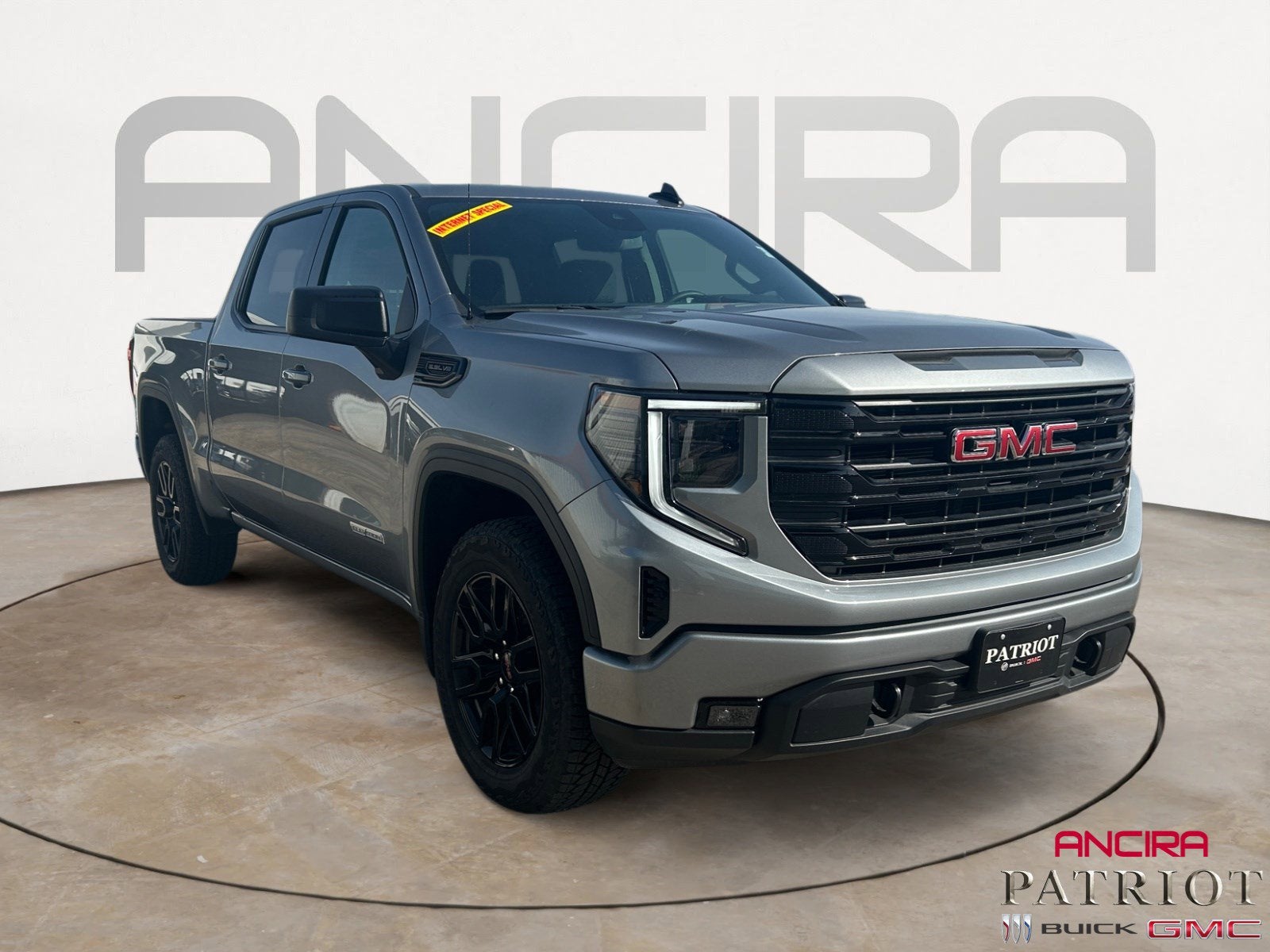 2025 GMC Sierra 1500 Elevation