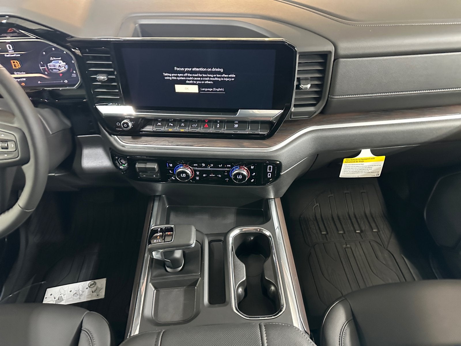 2026 GMC Sierra 1500 SLT - Photo 22