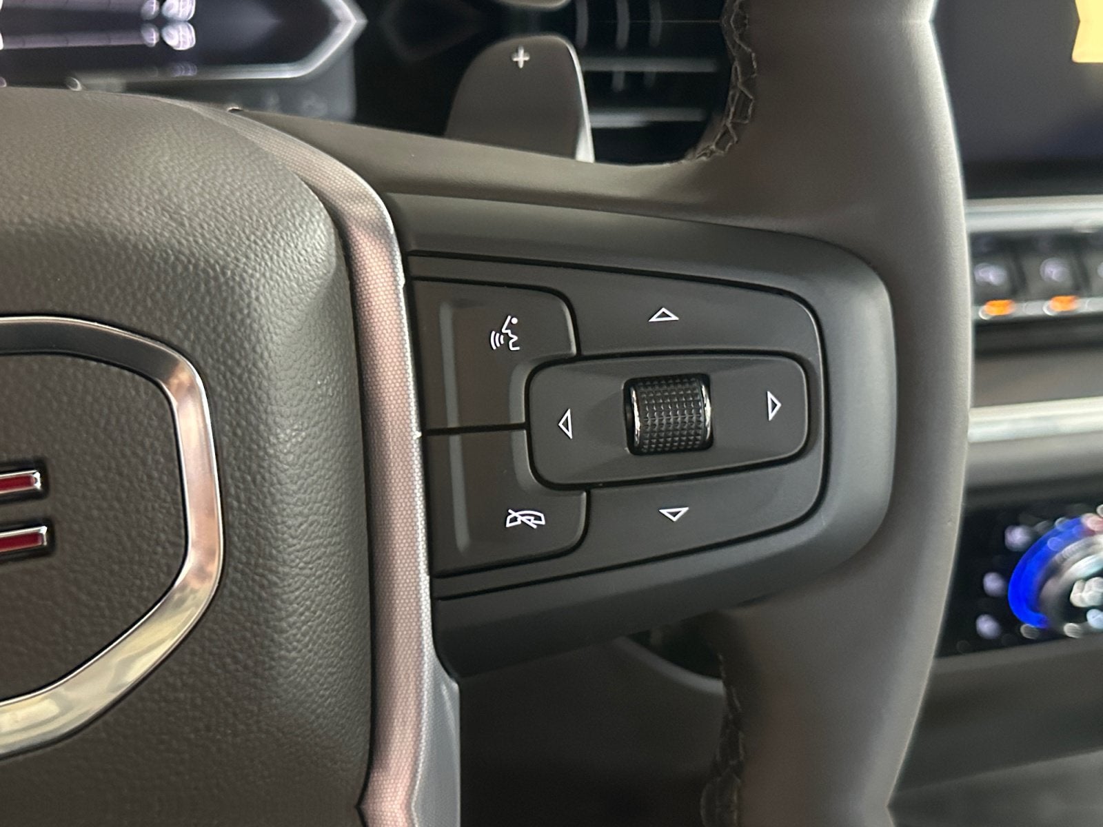 2026 GMC Sierra 1500 SLT - Photo 29