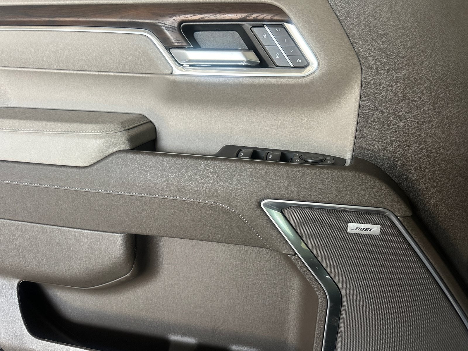 2026 GMC Sierra 1500 SLT - Photo 30