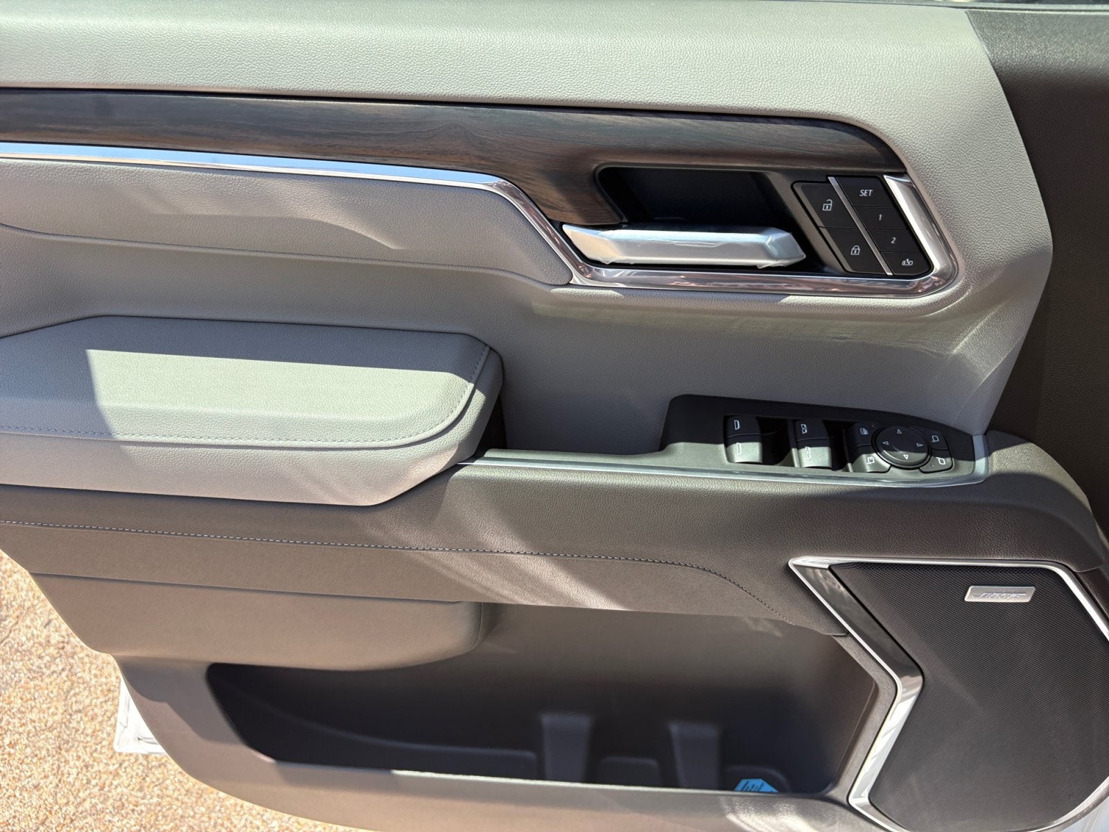 2026 GMC Sierra 1500 SLT - Photo 30