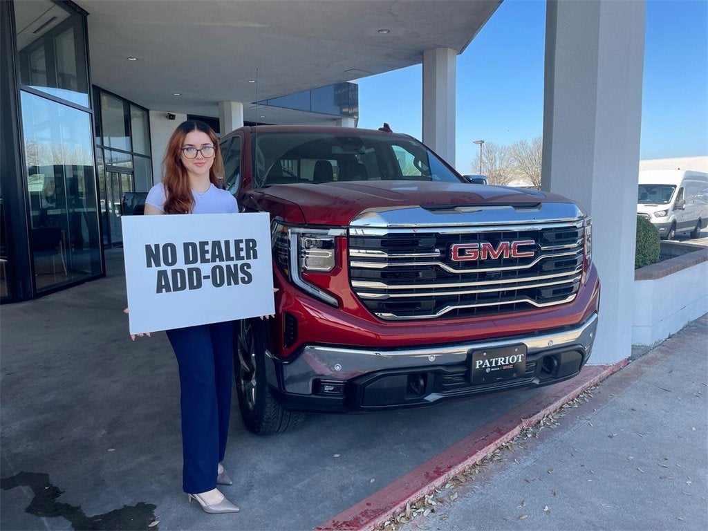 2025 GMC Sierra 1500 SLT