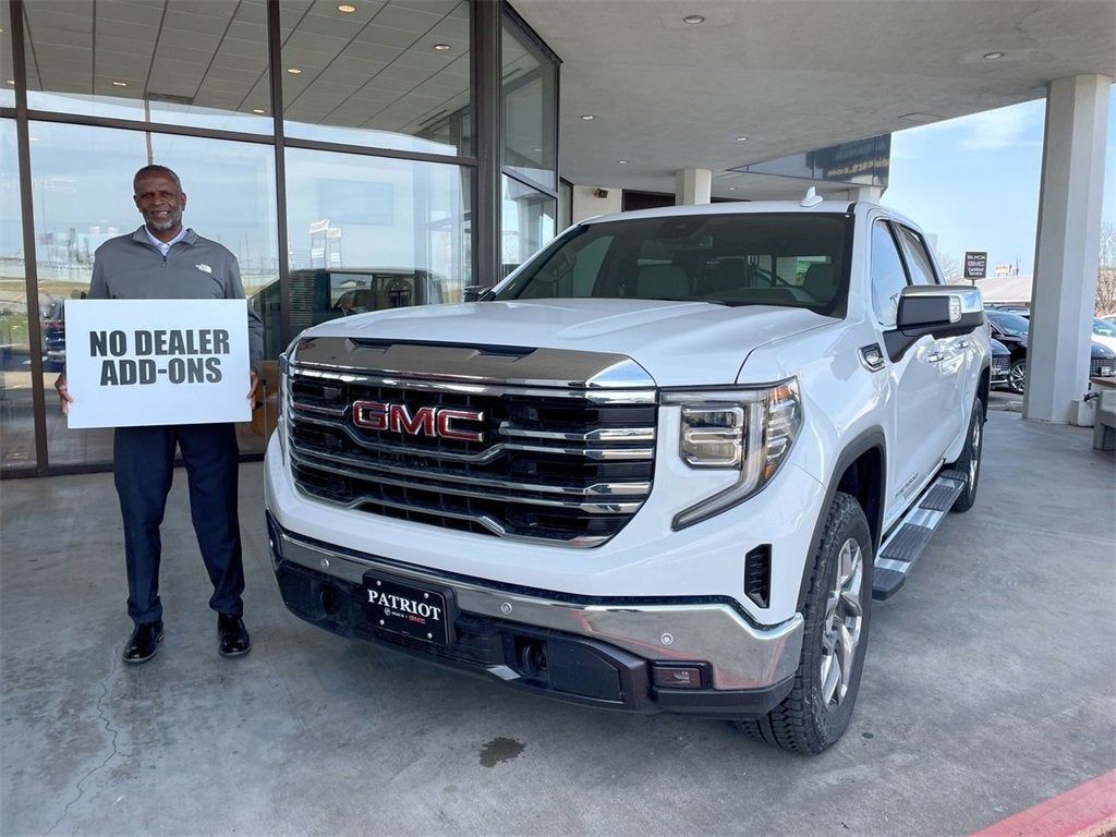 2025 GMC Sierra 1500 SLT