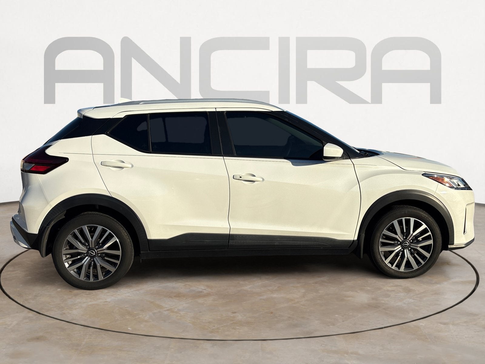 2023 Nissan Kicks SV Xtronic CVT