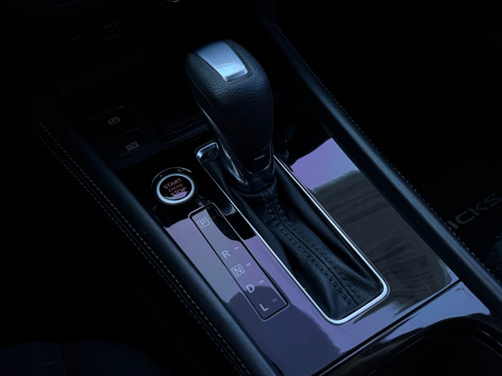 2023 Nissan Kicks SV Xtronic CVT