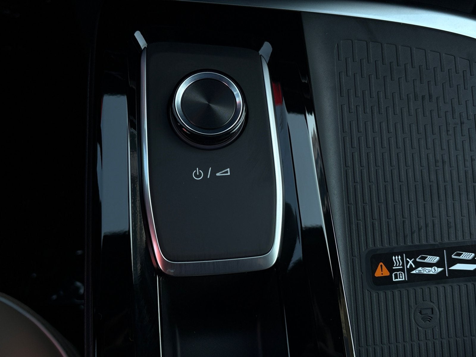 2027 Buick Enclave Preferred - Photo 17