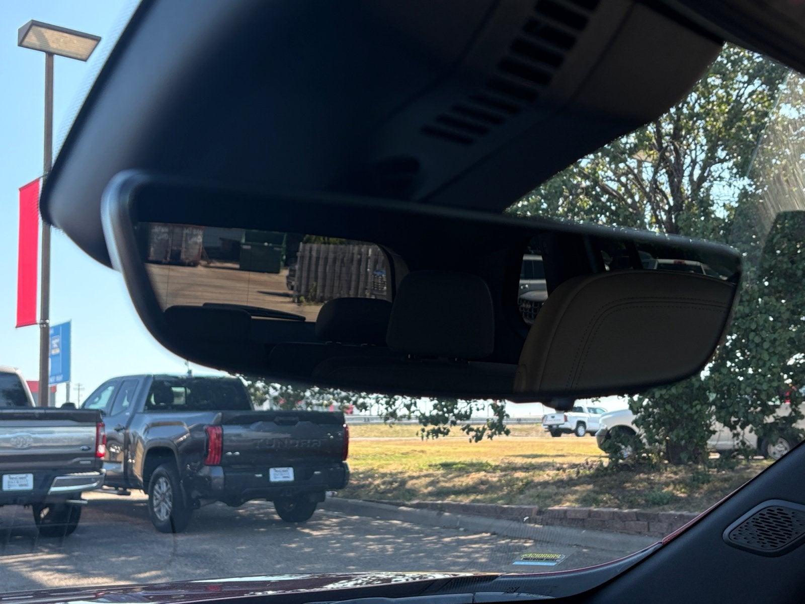 2027 Buick Enclave Preferred - Photo 19