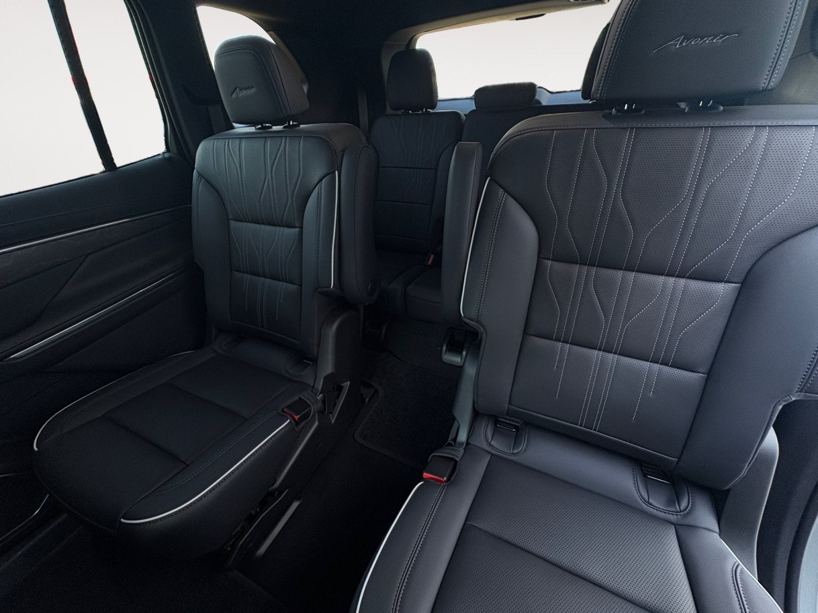 2027 Buick Enclave Avenir
