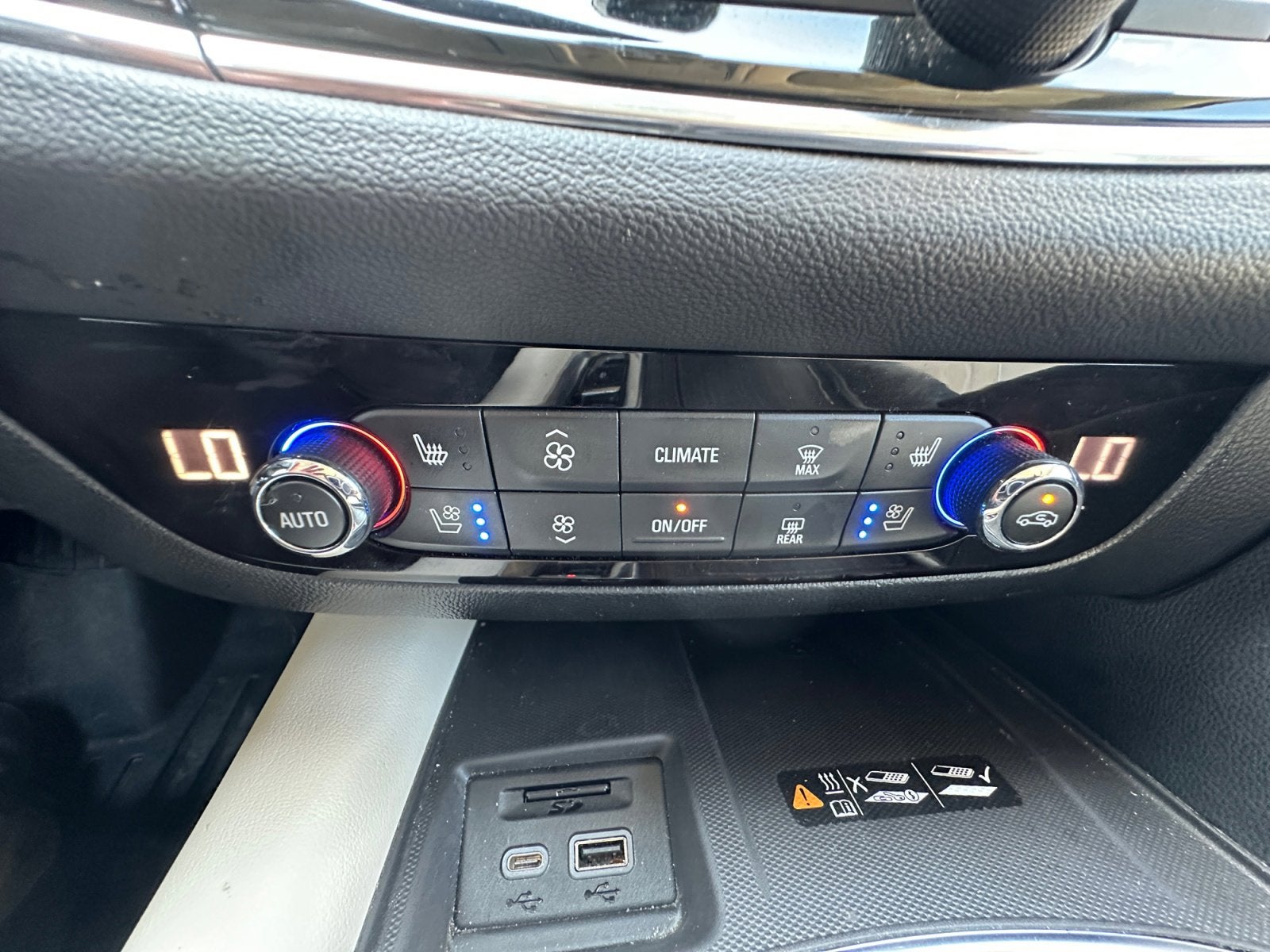 2024 Buick Enclave Avenir