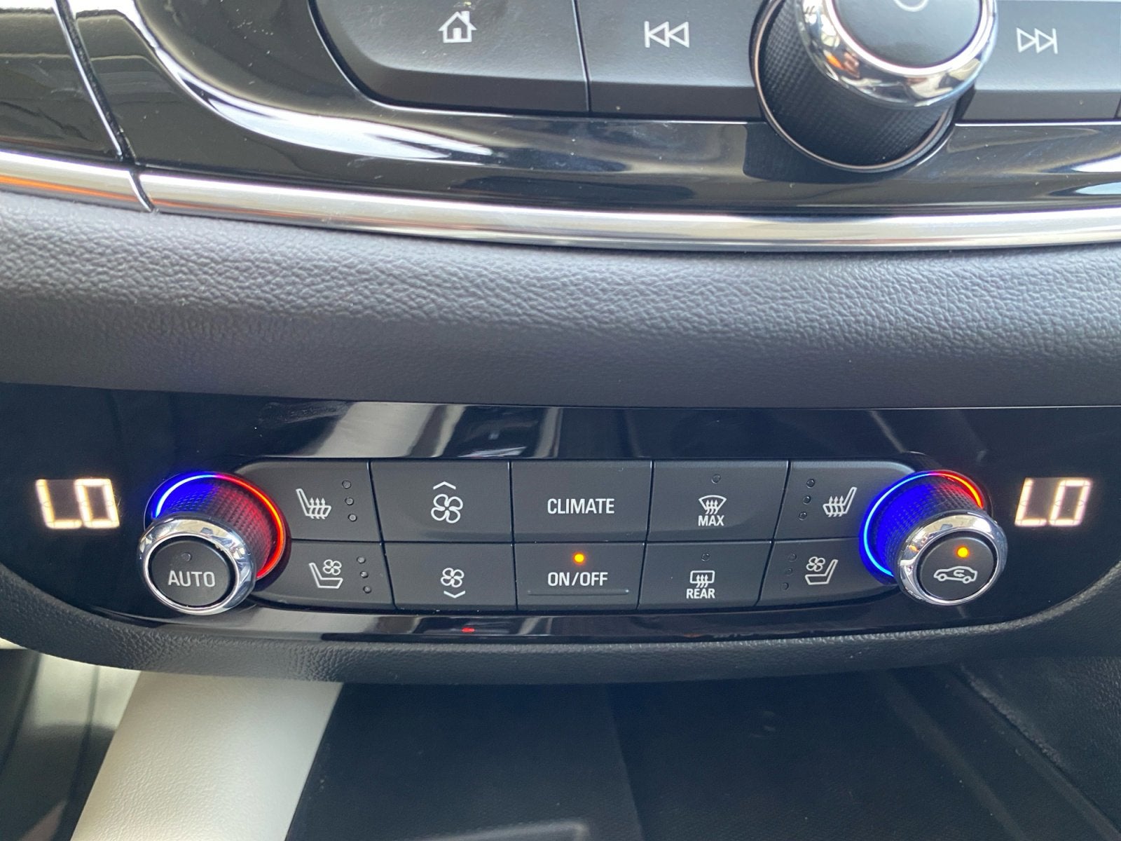 2024 Buick Enclave Avenir