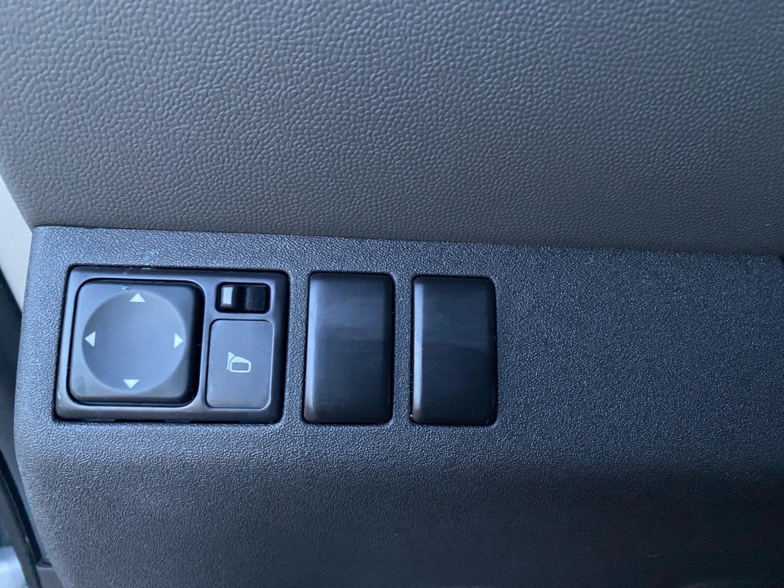 2012 Nissan Xterra S