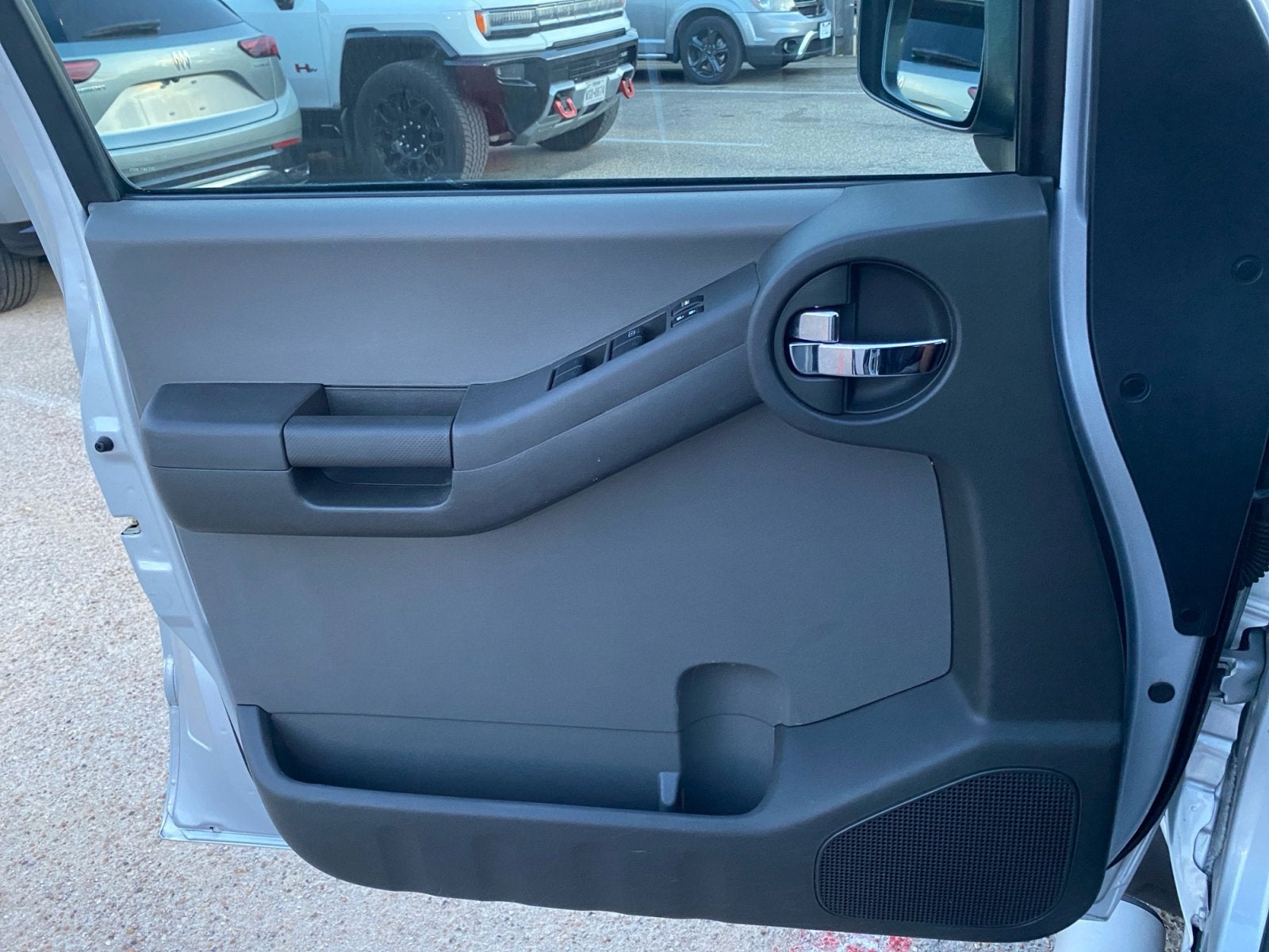 2012 Nissan Xterra S