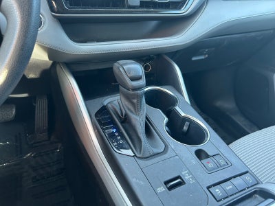 2022 Toyota Highlander L