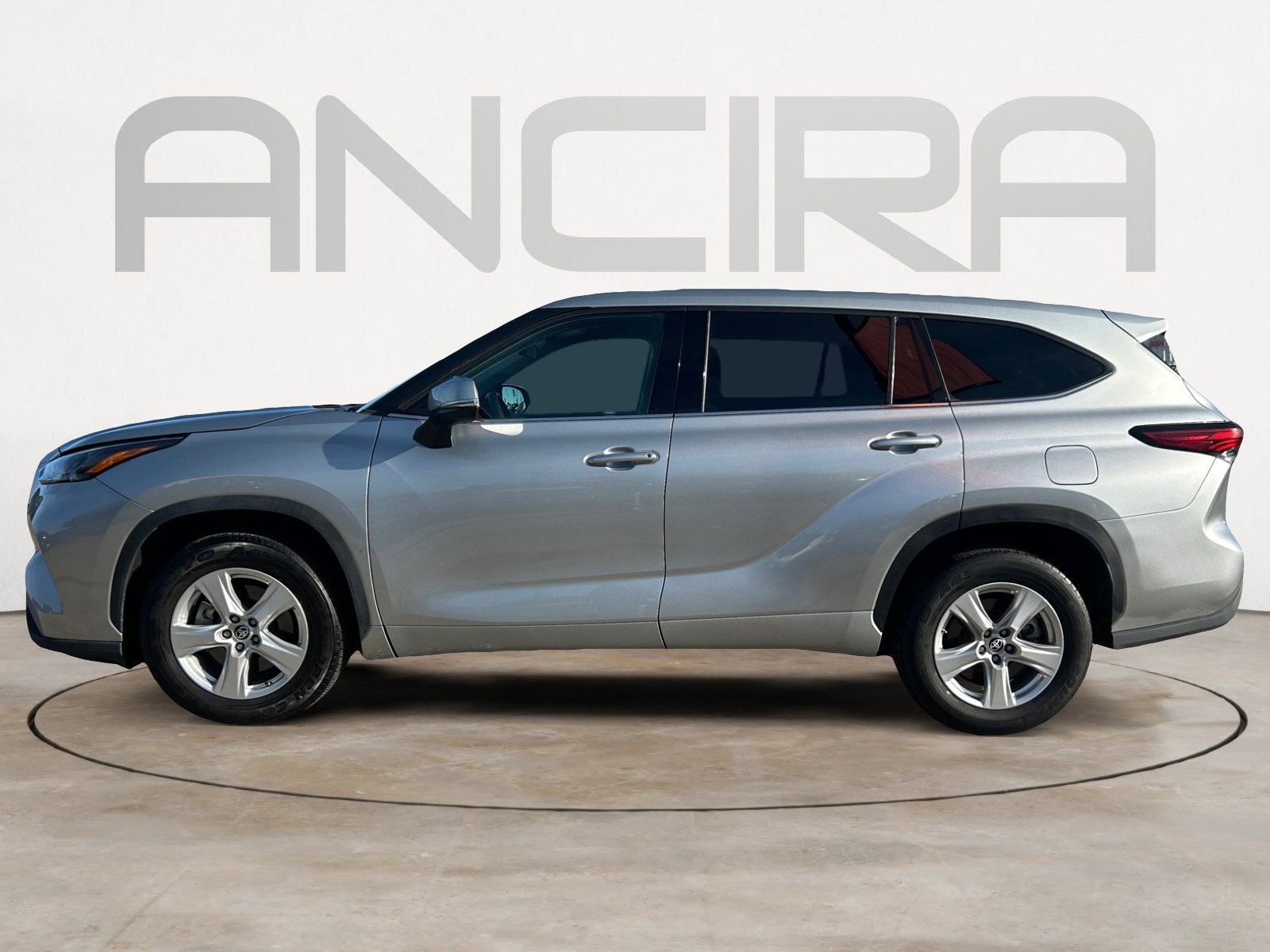 2022 Toyota Highlander L