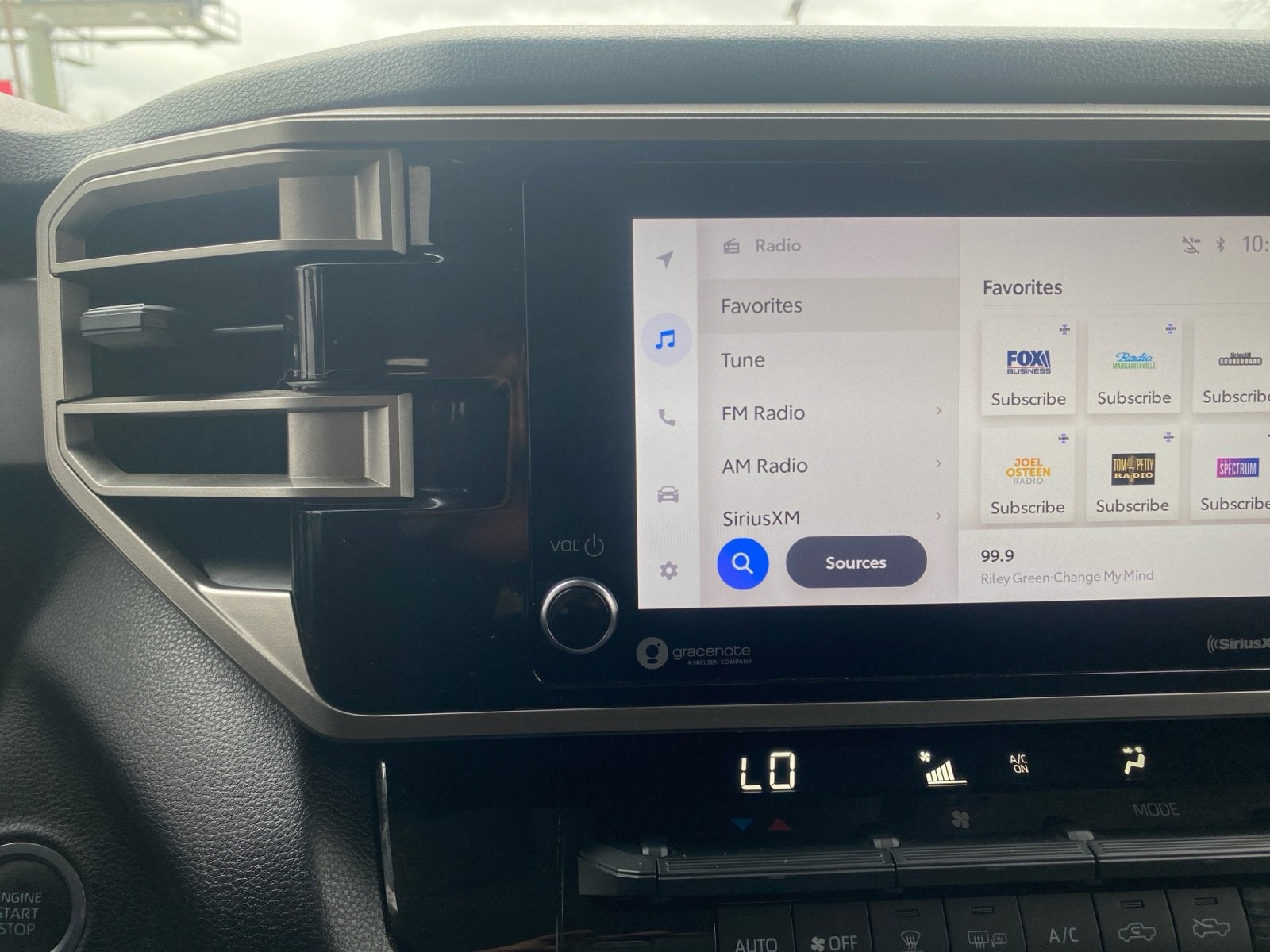 2022 Toyota Tundra 2WD SR5