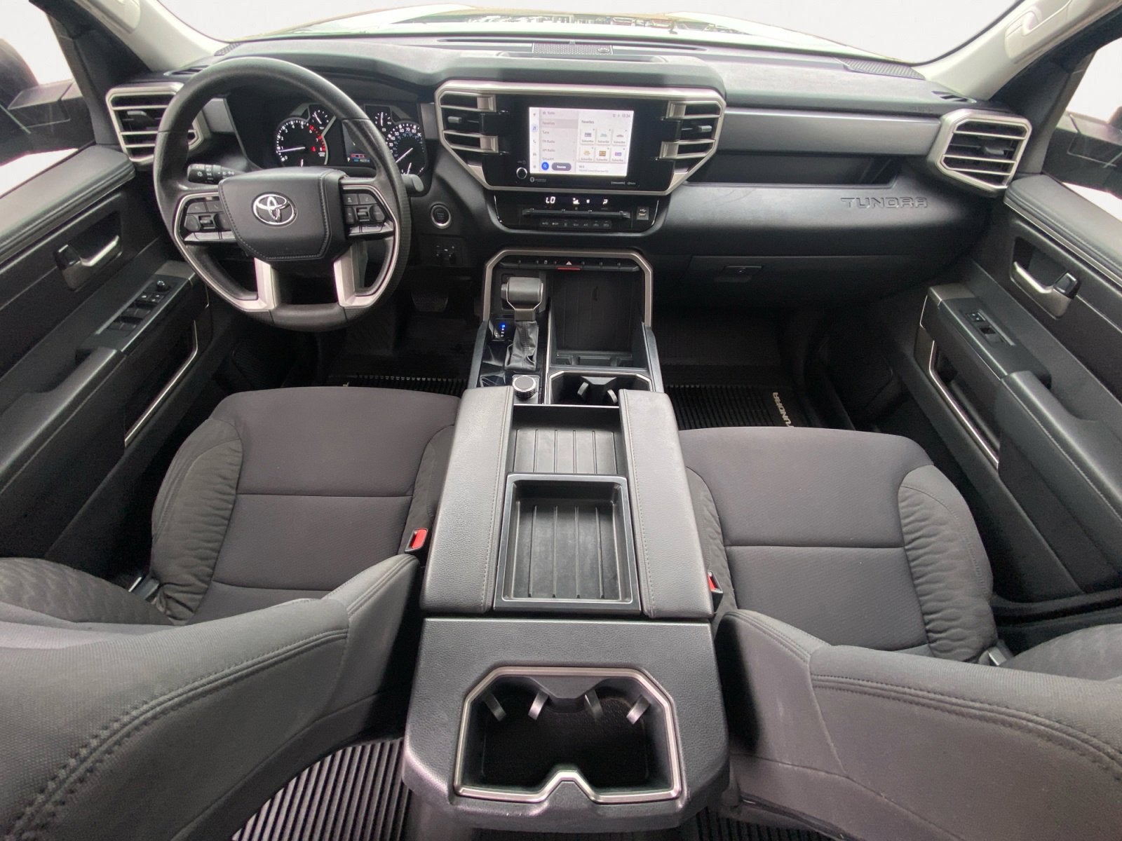 2022 Toyota Tundra 2WD SR5