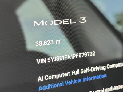 2023 Tesla Model 3 NA