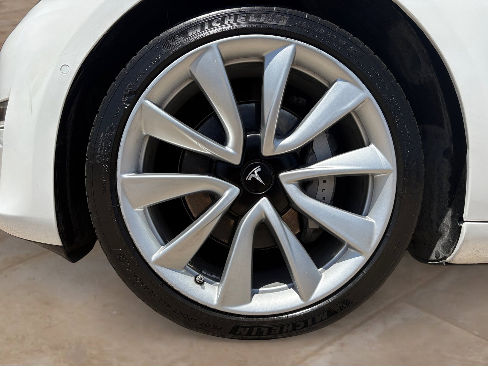 2020 Tesla Model 3 Long Range Dual Motor All-Wheel Drive