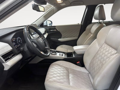 2023 Mitsubishi Outlander SEL 2.5 2WD