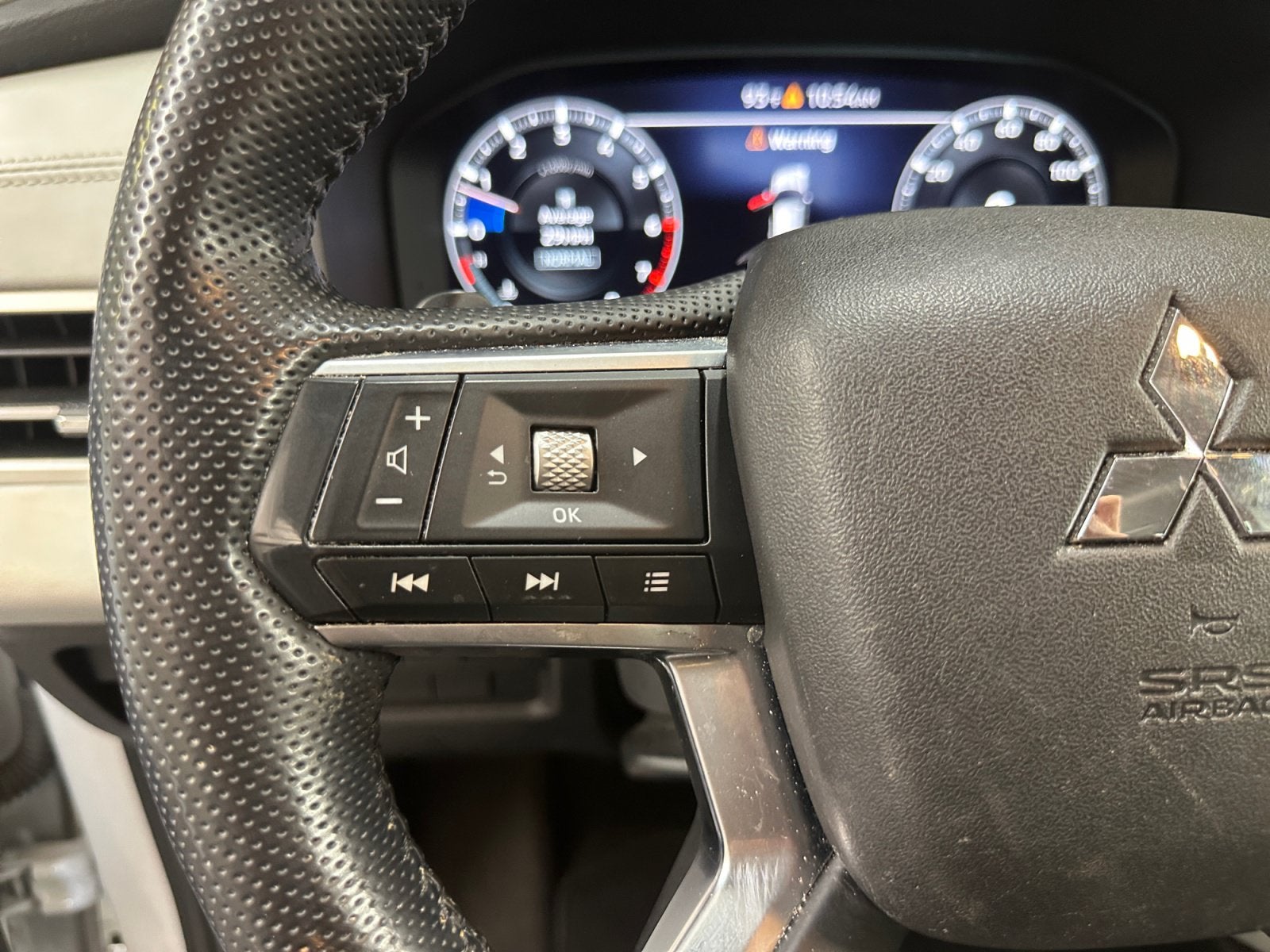 2023 Mitsubishi Outlander SEL 2.5 2WD