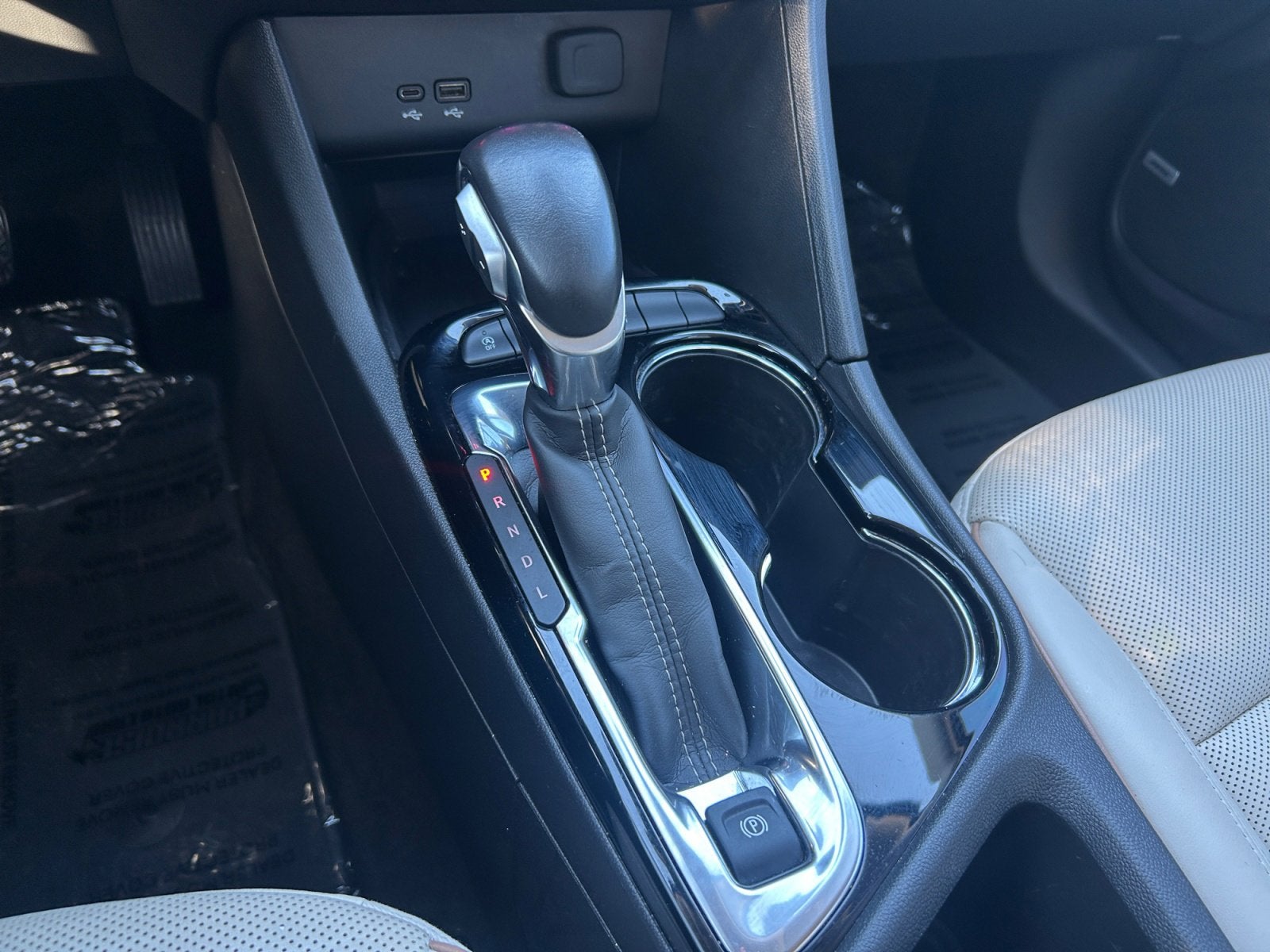 2024 Buick Encore GX Avenir