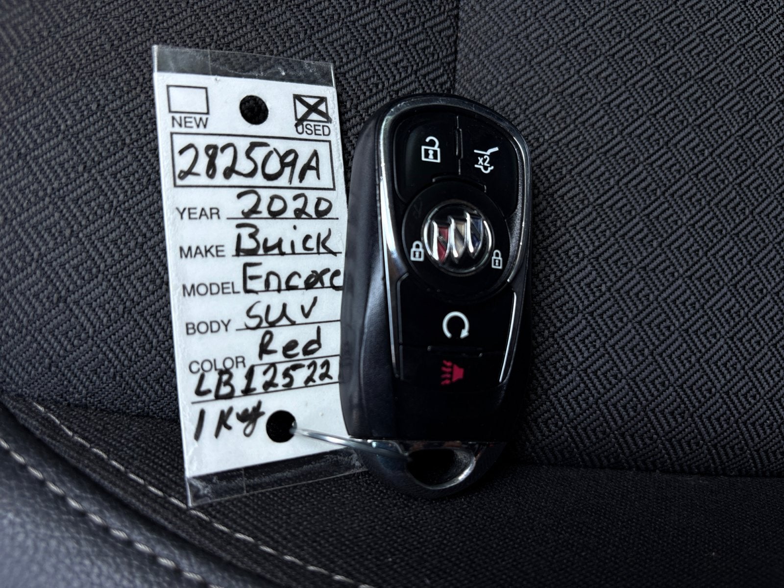2020 Buick Encore GX Select