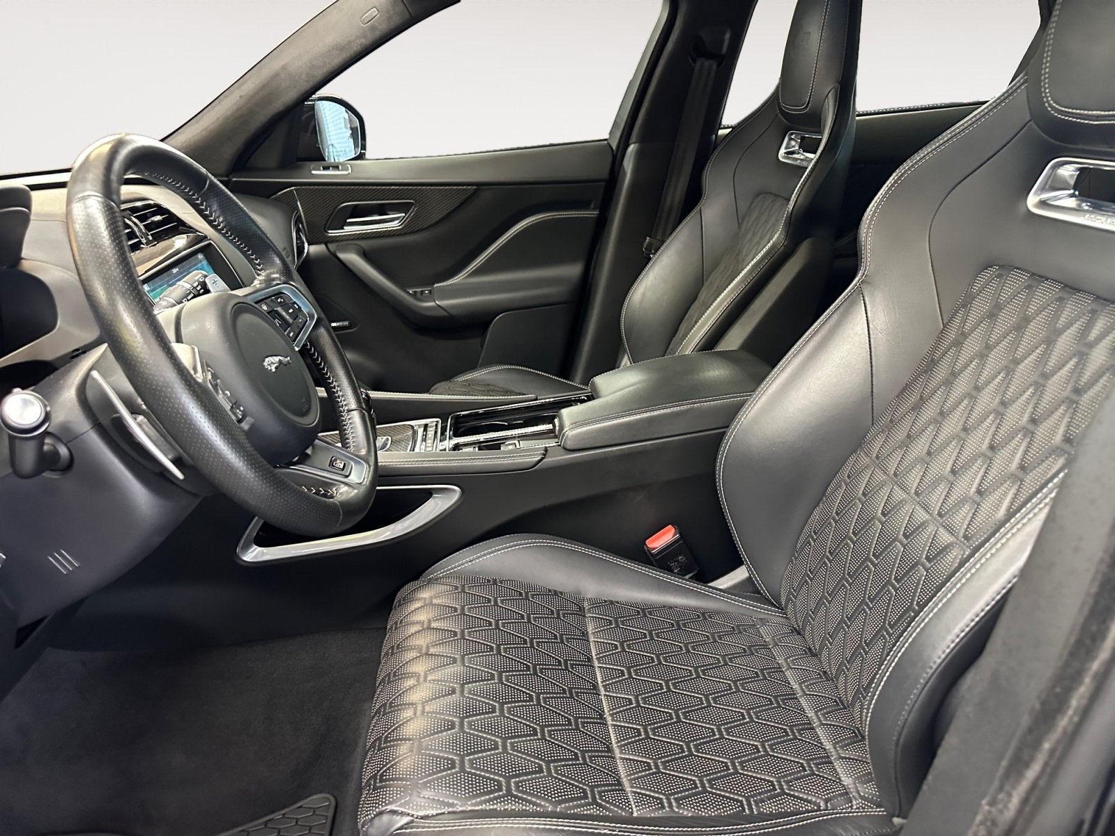 2020 Jaguar F-PACE SVR P550 AWD Automatic