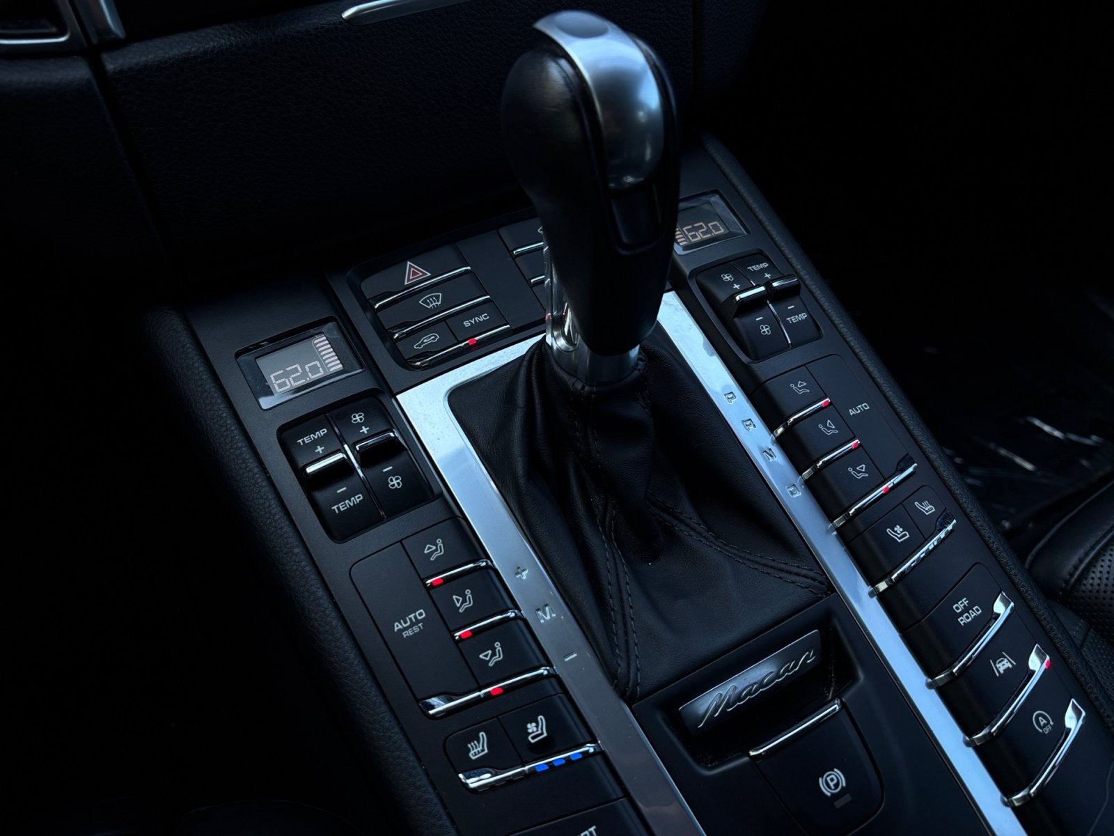 2017 Porsche Macan NA