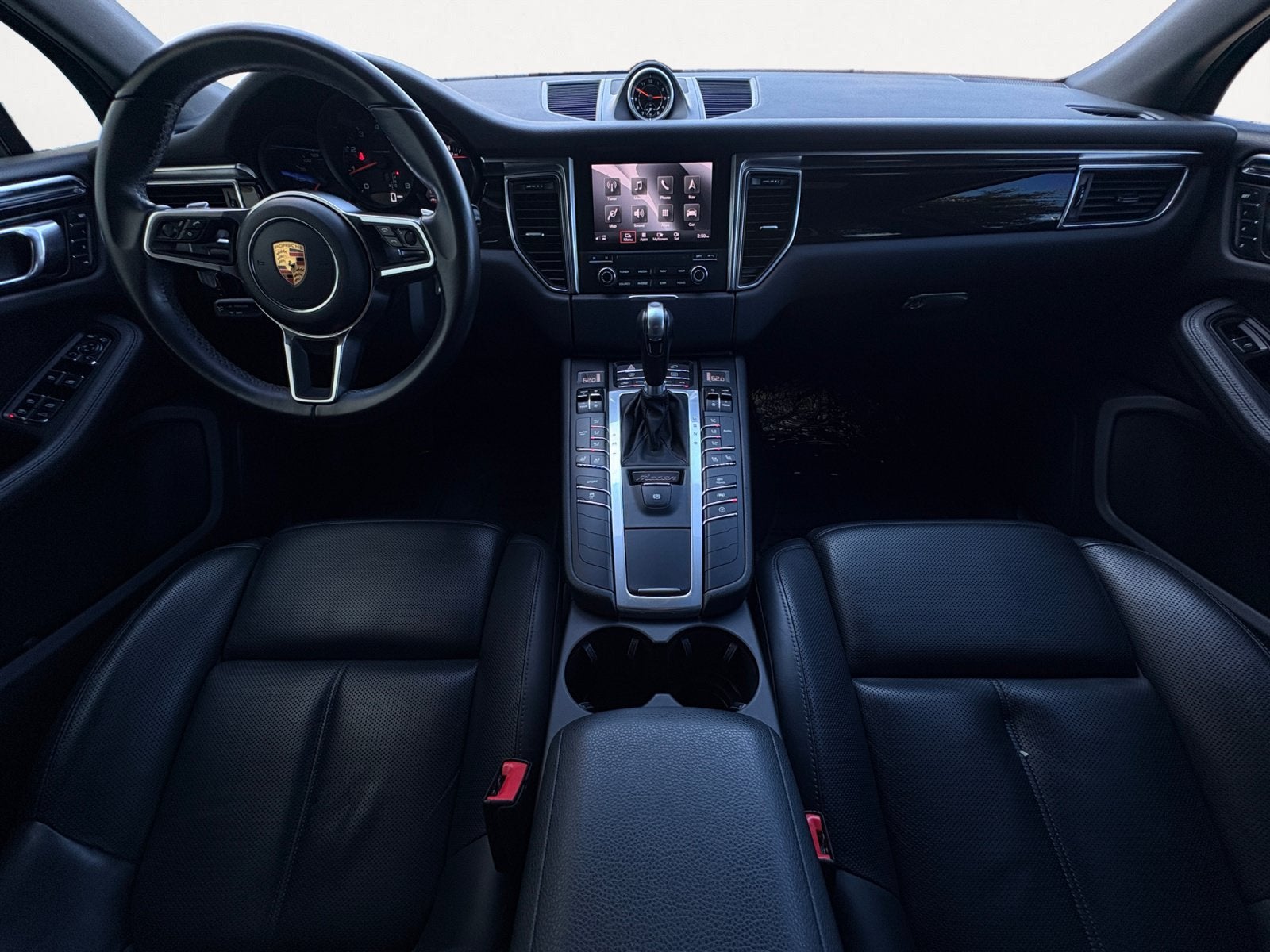 2017 Porsche Macan NA