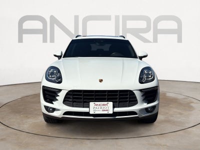 2017 Porsche Macan NA