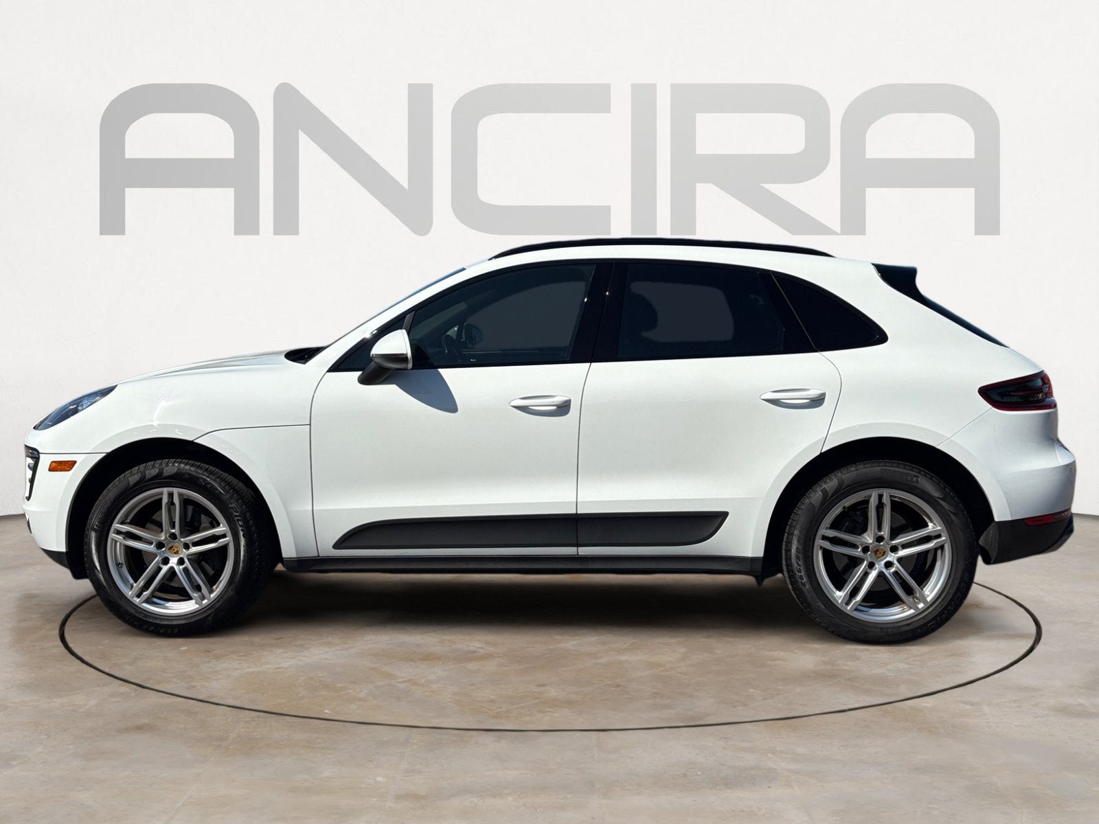 2017 Porsche Macan NA