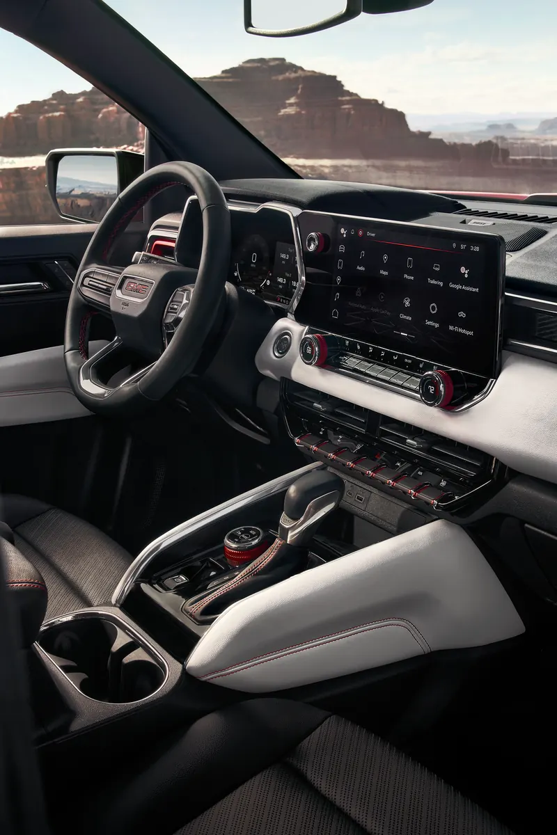 2026 GMC Canyon infotainment system at Patriot Buick GMC in KILLEEN TX